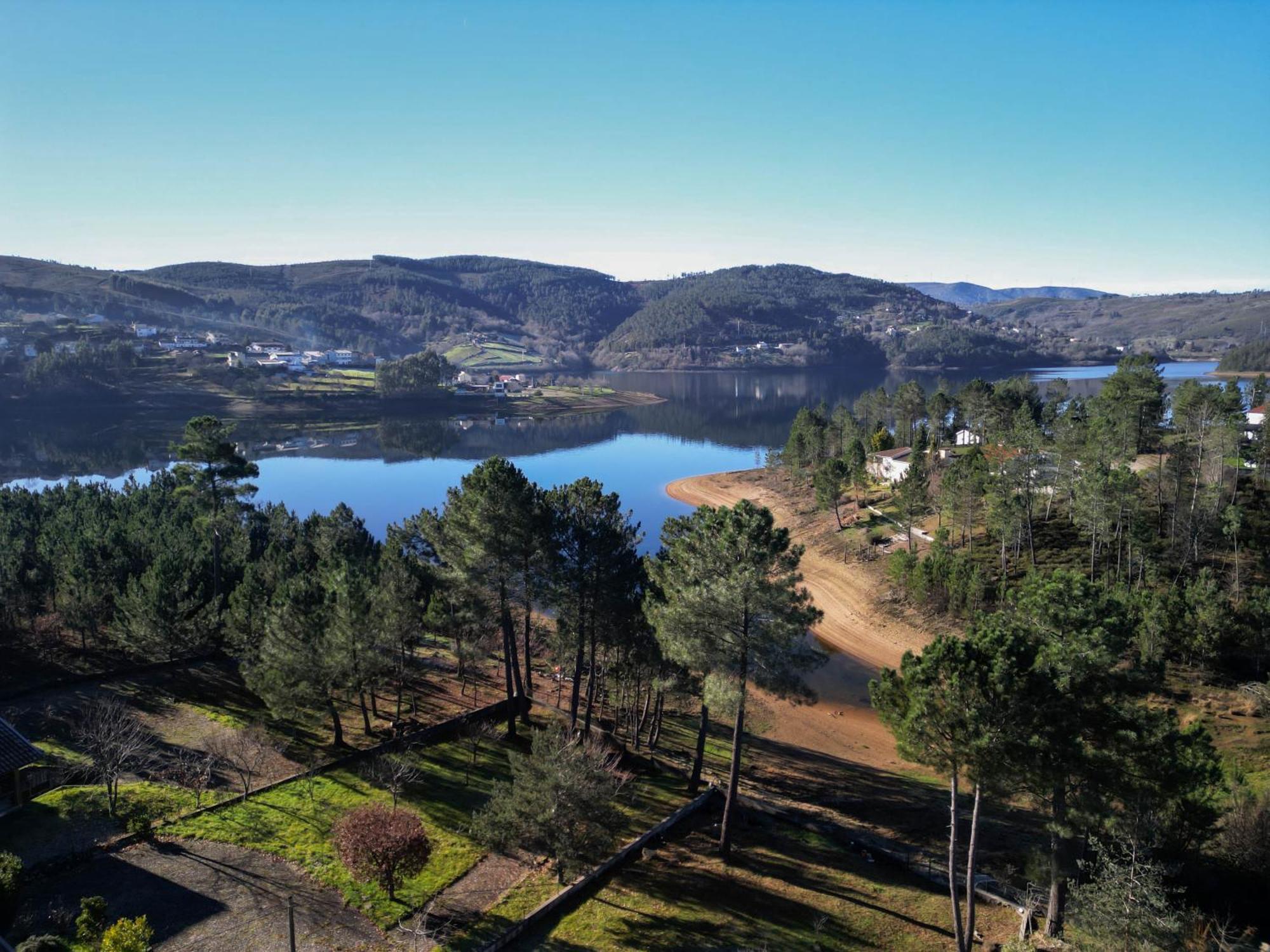 Casa Da Barragem - Ninho Das Aguias Venda Nova  Екстер'єр фото